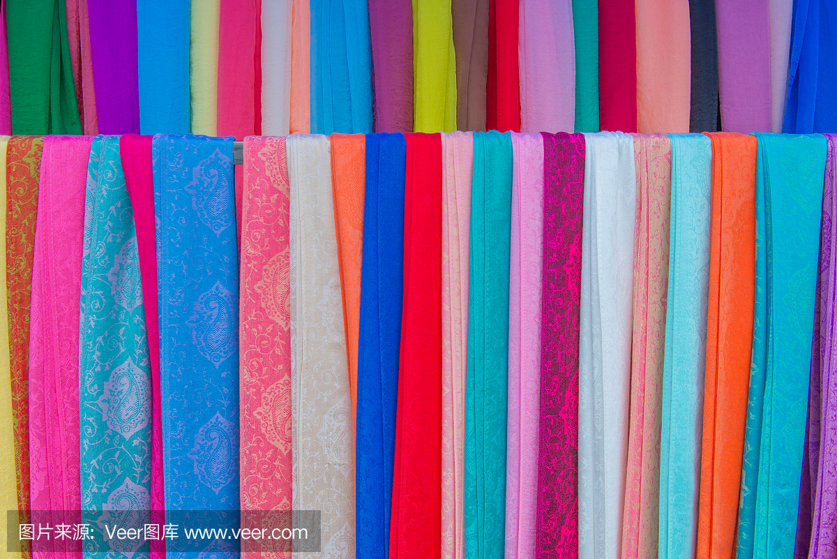 配饰围巾或丝巾在纺织品市场